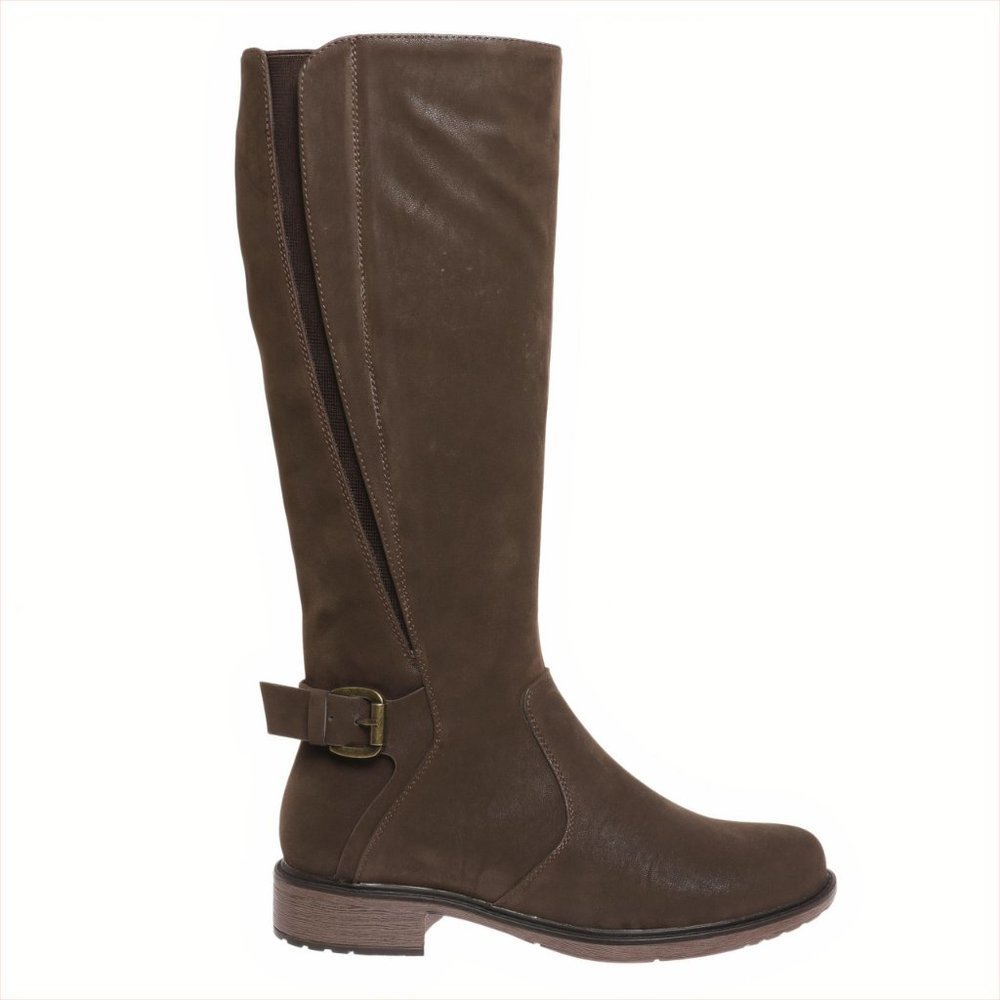 TALL BOOTS (wide calf)
